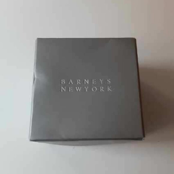 BARNEYS NEW YORK Silver Gift Box 3" x 4" - Picture 2 of 6